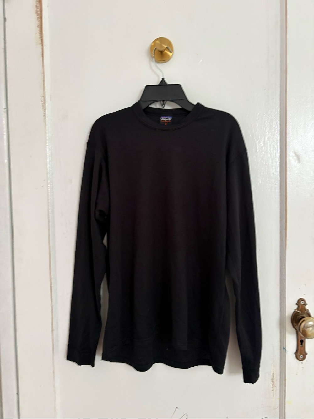 Patagonia Plain Black Long Sleeve Crewneck Shirt